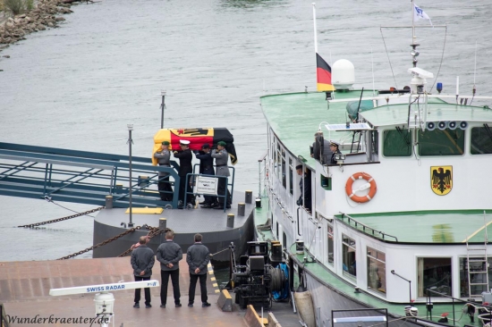 Ankunft Helmut Kohls nach der Schifffahrt auf dem Rhein - Bild: Dieter Hubert