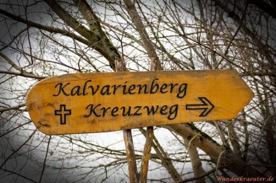 Wegweiser Kreuzweg Kalvarienberg Mannheim